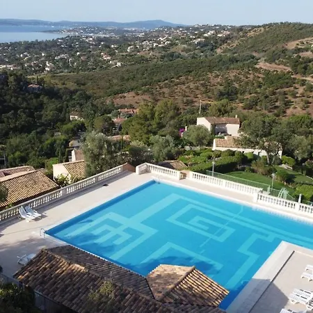 6 Pers Grande Terrasse Superbe Vue Et Golfe De Saint Tropez, Piscine Apartment